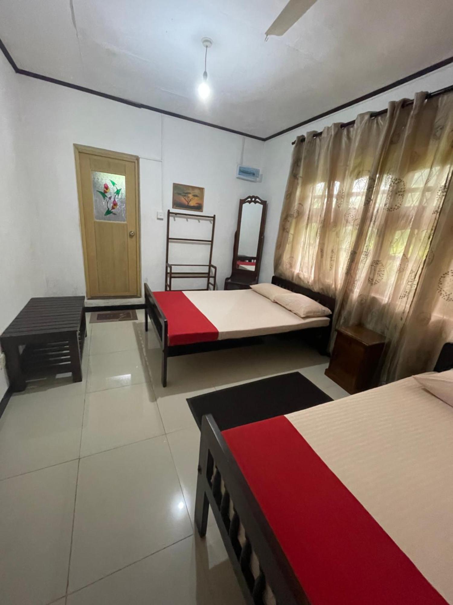 Olivia Homestay Anuradhapura Kültér fotó